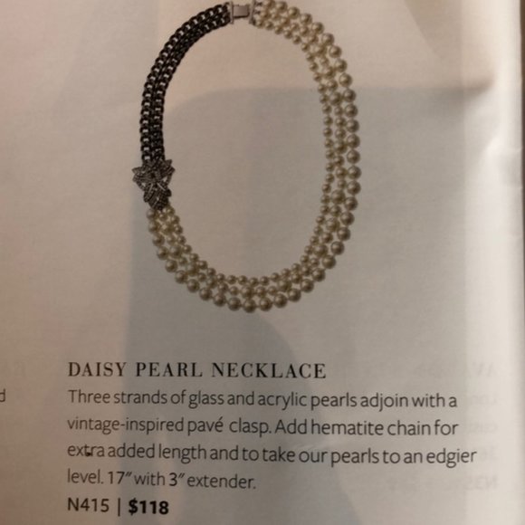 S&D [V] 2-in-1 Elegantly Edgy Daisy Pearl & Hematite Statement NecklaceB… - Picture 16 of 16